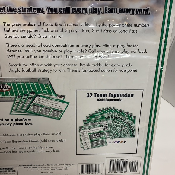 The Line Game LLC | Pizza Box Board Game FOOTBALL | NWT NFL Fan Collectors Item - Picture 4 of 7